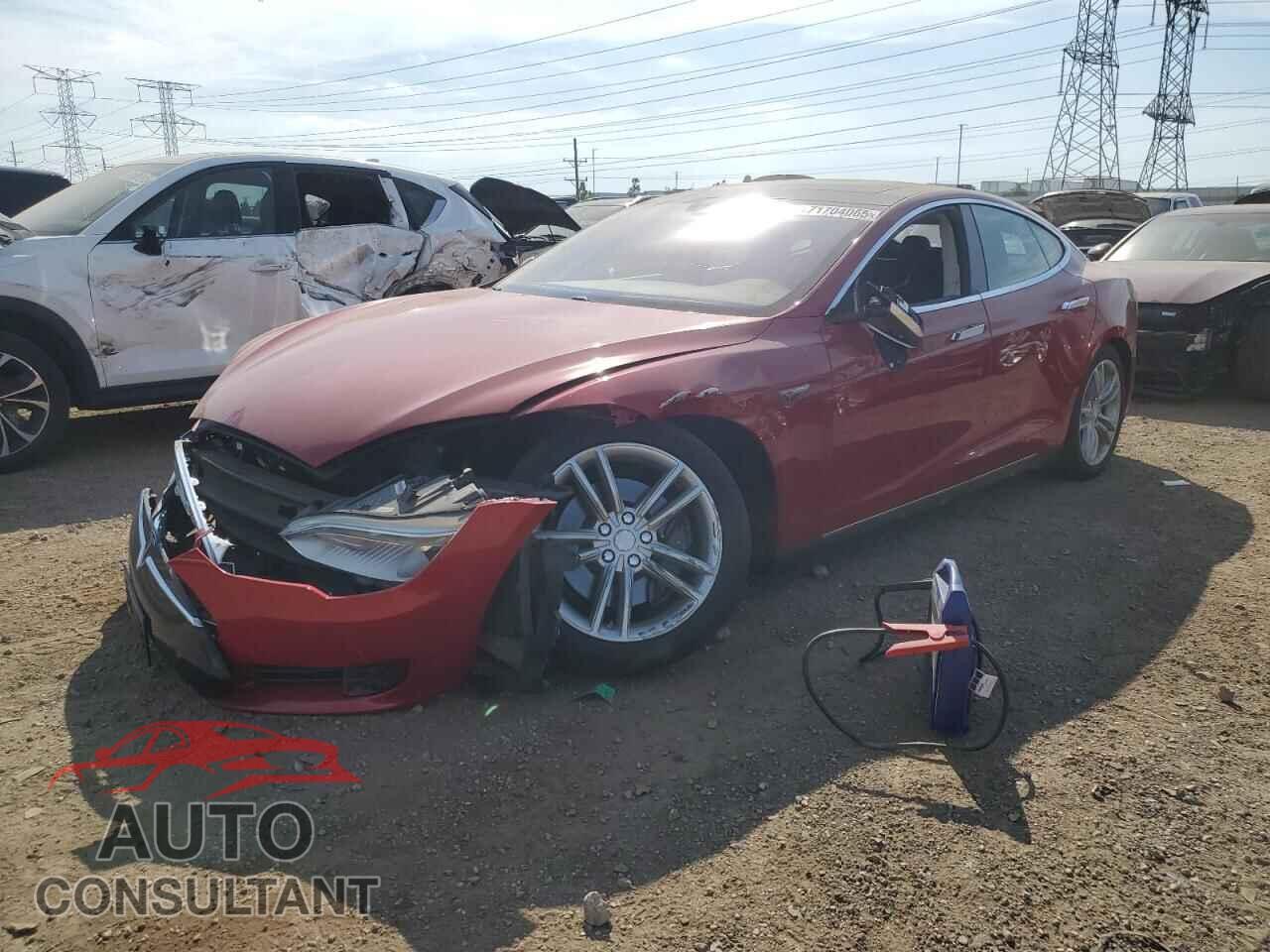 TESLA MODEL S 2015 - 5YJSA1E23FF108872
