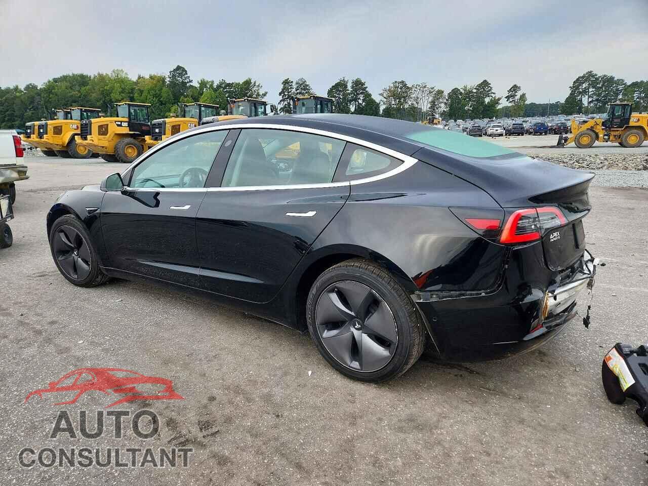 TESLA MODEL 3 2019 - 5YJ3E1EA3KF307124