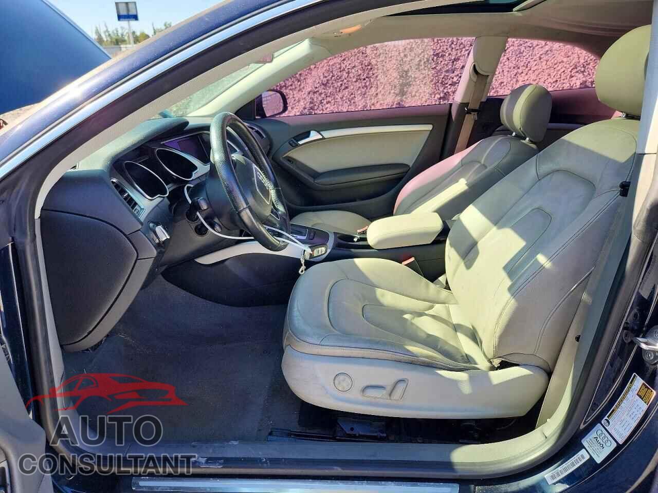 AUDI A5 2011 - WAUCFAFR0BA041682