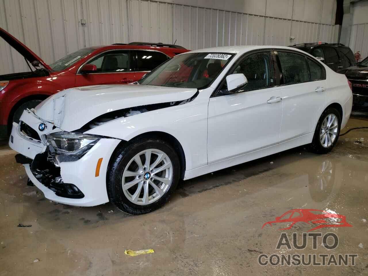 BMW 3 SERIES 2018 - WBA8E5G51JNV03203