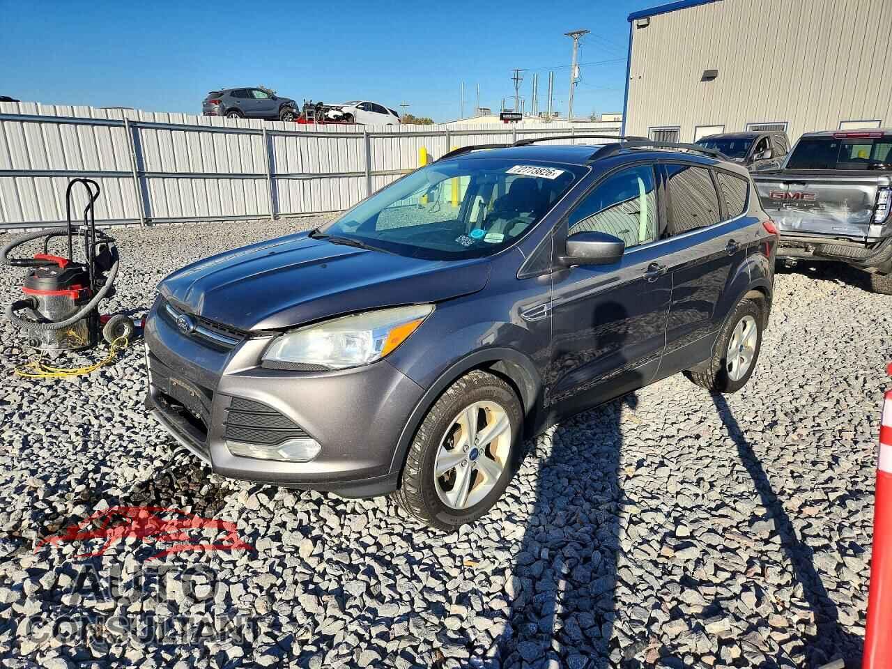 FORD ESCAPE 2013 - 1FMCU9G9XDUA98457