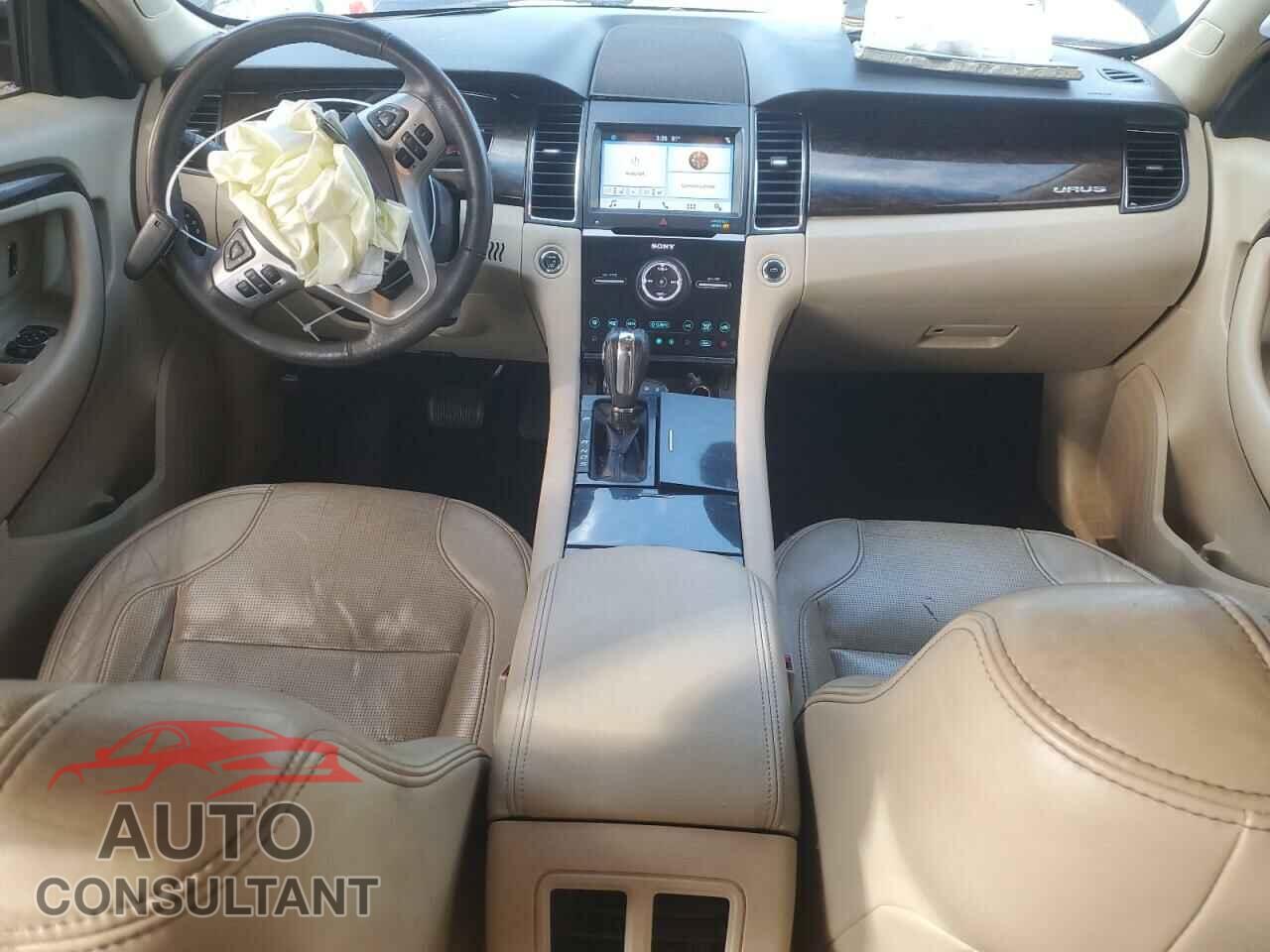FORD TAURUS 2017 - 1FAHP2F85HG104371