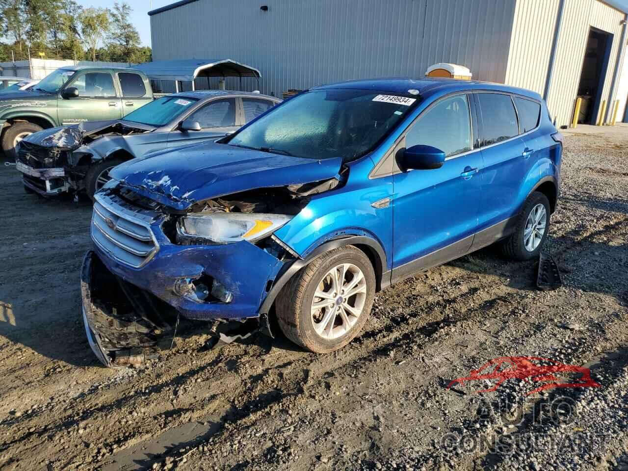 FORD ESCAPE 2017 - 1FMCU0GD5HUC19398