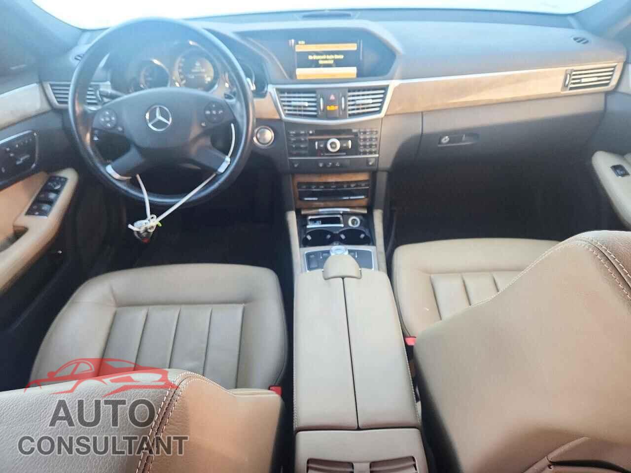 MERCEDES-BENZ E-CLASS 2011 - WDDHF8HB7BA307299