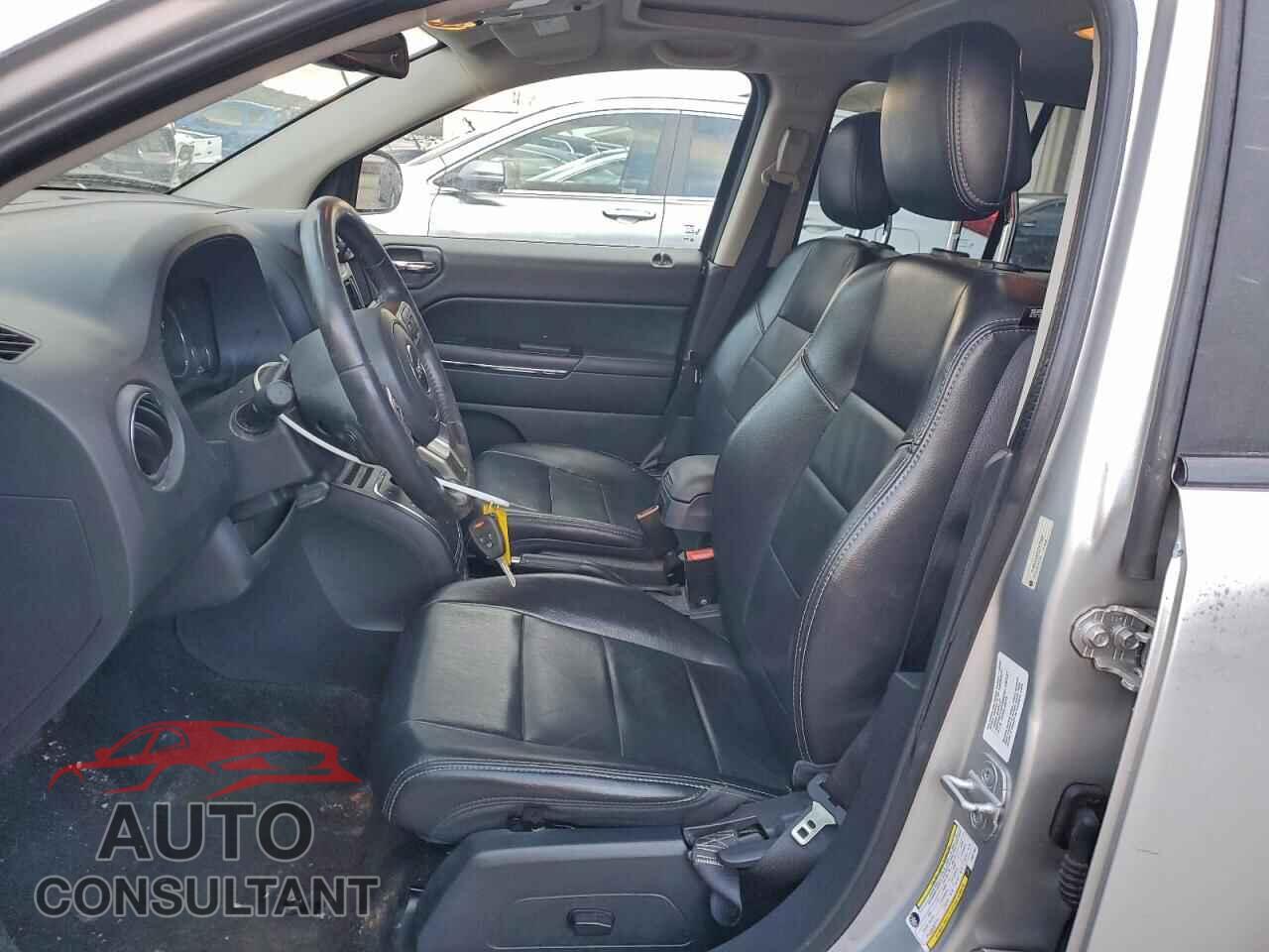 JEEP COMPASS 2012 - 1C4NJCCB6CD677052