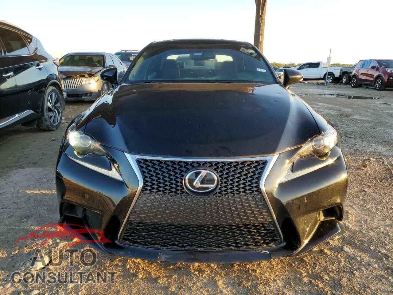 LEXUS IS 2015 - JTHBE1D20F5017676