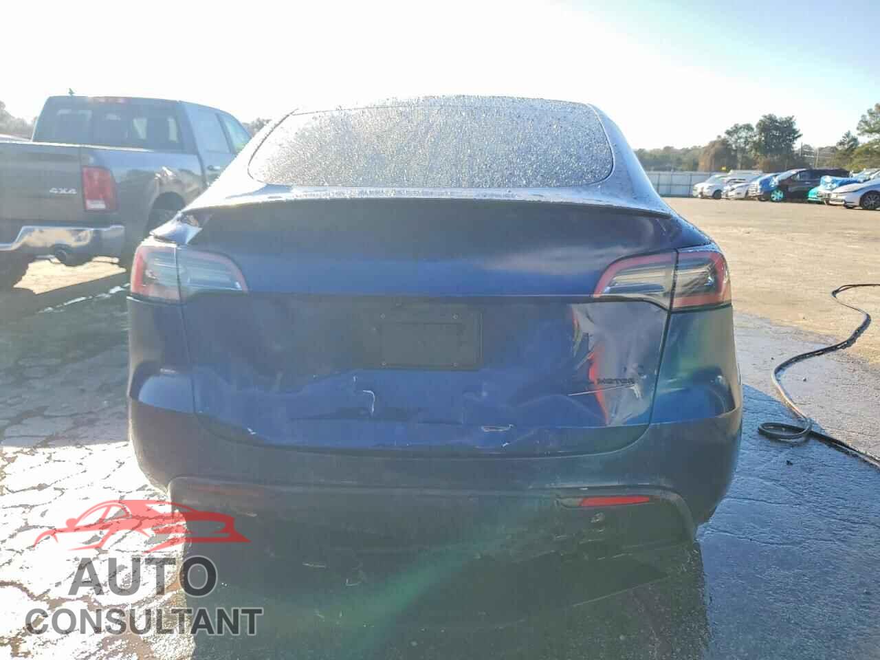 TESLA MODEL Y 2021 - 5YJYGDEF0MF201875