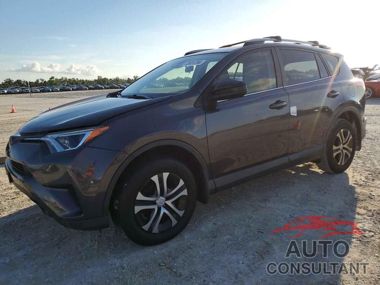 TOYOTA RAV4 2017 - JTMBFREV7HJ136583