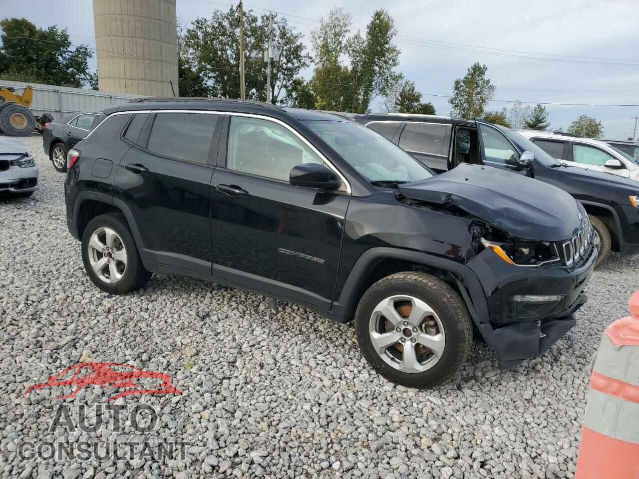 JEEP COMPASS 2018 - 3C4NJDBB0JT200552