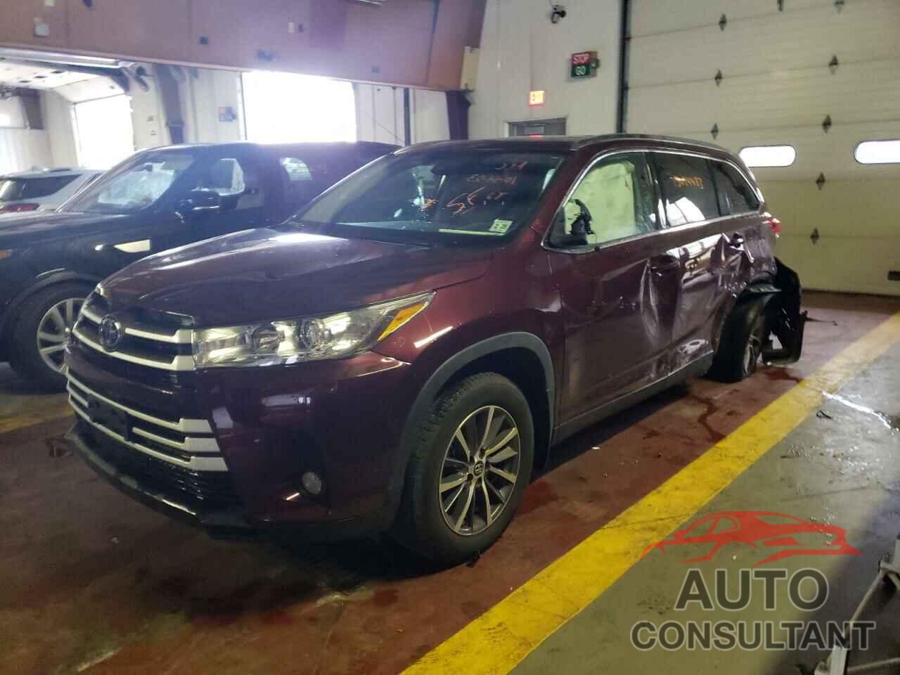 TOYOTA HIGHLANDER 2019 - 5TDJZRFHXKS739503