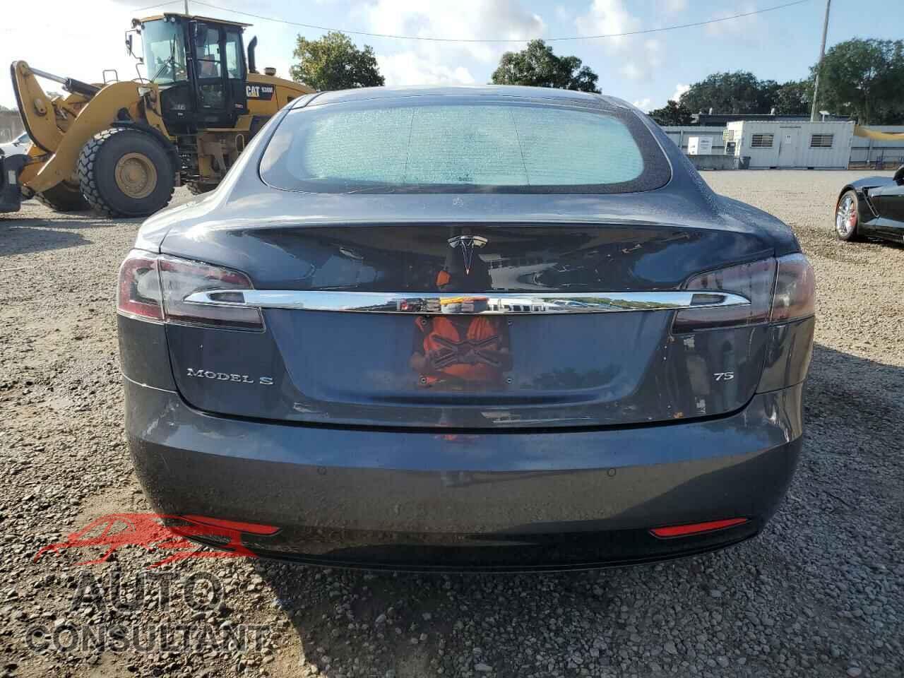 TESLA MODEL S 2016 - 5YJSA1E10GF158993