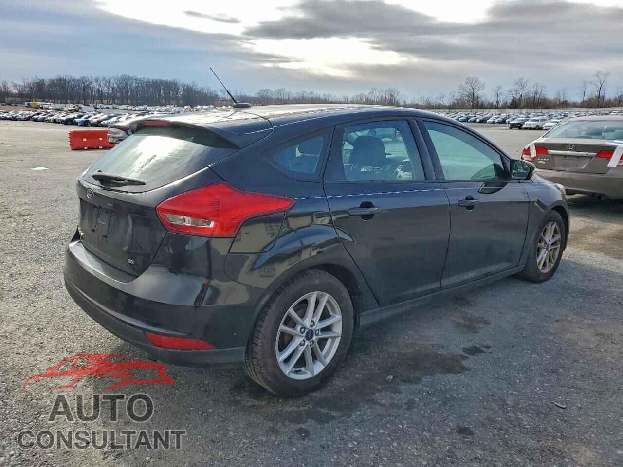 FORD FOCUS 2017 - 1FADP3K23HL216888