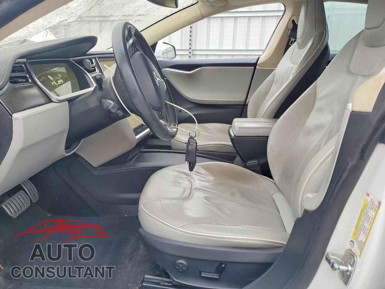 TESLA MODEL S 2013 - 5YJSA1CP1DFP04591