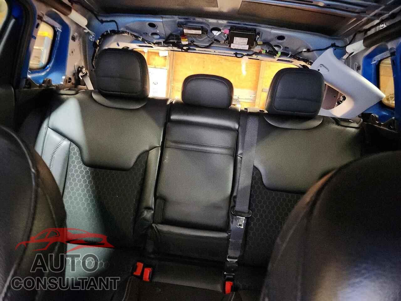 JEEP COMPASS 2020 - 3C4NJDBB4LT149205