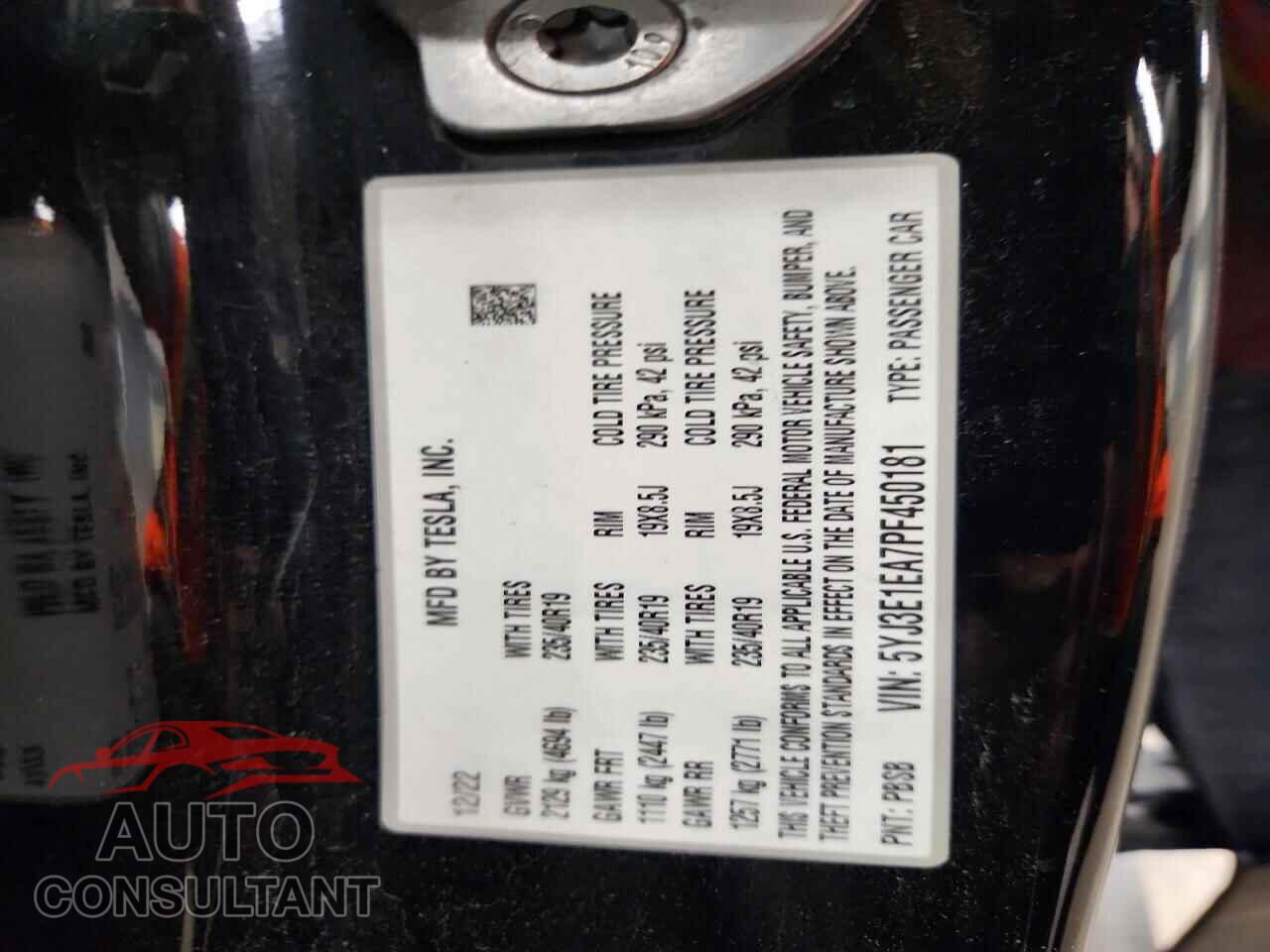 TESLA MODEL 3 2023 - 5YJ3E1EA7PF450181