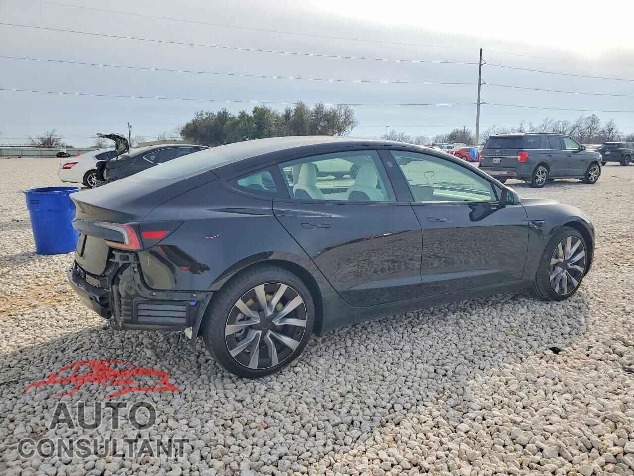 TESLA MODEL 3 2026 - 5YJ3E1EA7TF121488