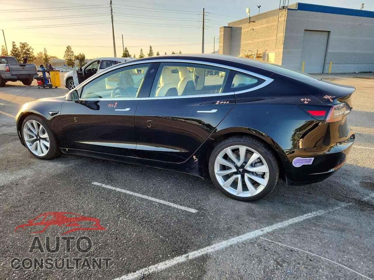 TESLA MODEL 3 2018 - 5YJ3E1EB2JF147888