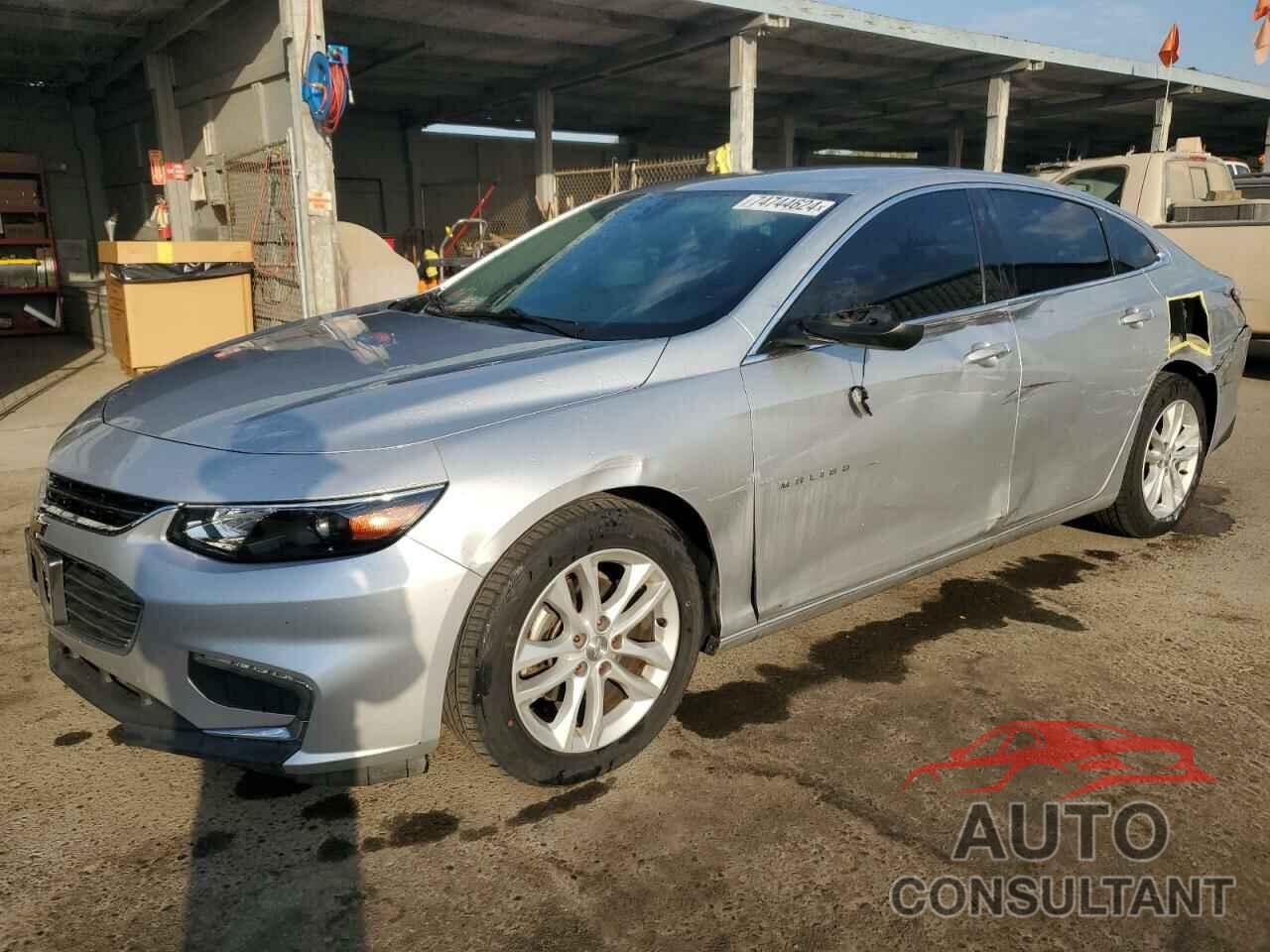 CHEVROLET MALIBU 2017 - 1G1ZE5ST9HF179010