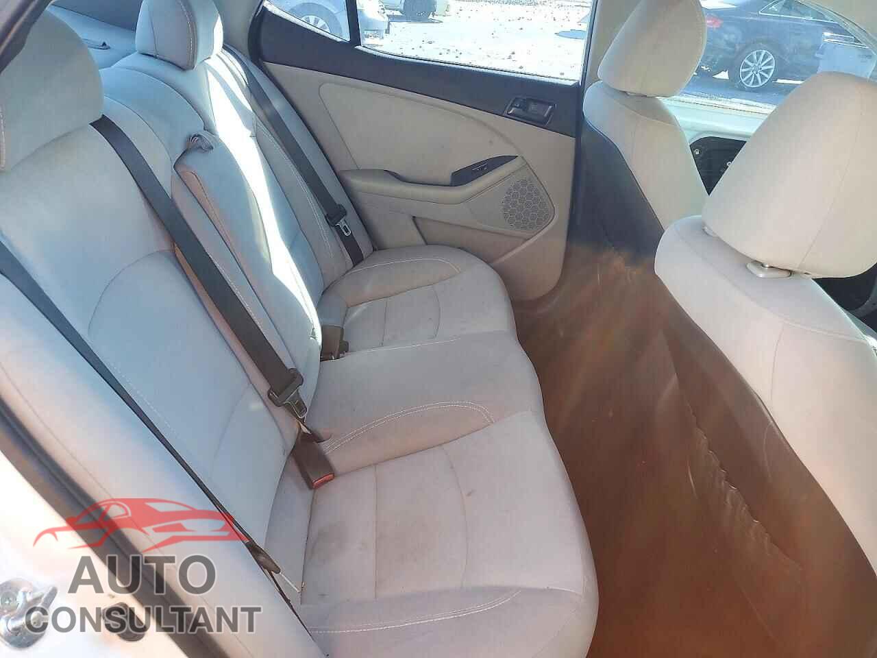 KIA OPTIMA 2013 - 5XXGM4A74DG149828
