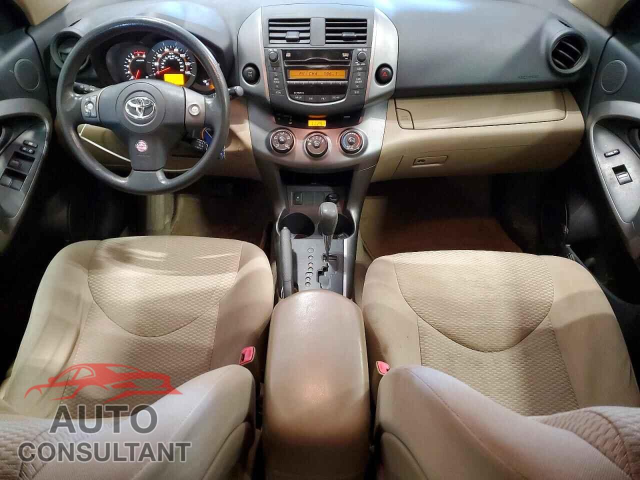TOYOTA RAV4 2011 - JTMBF4DV6B5041632