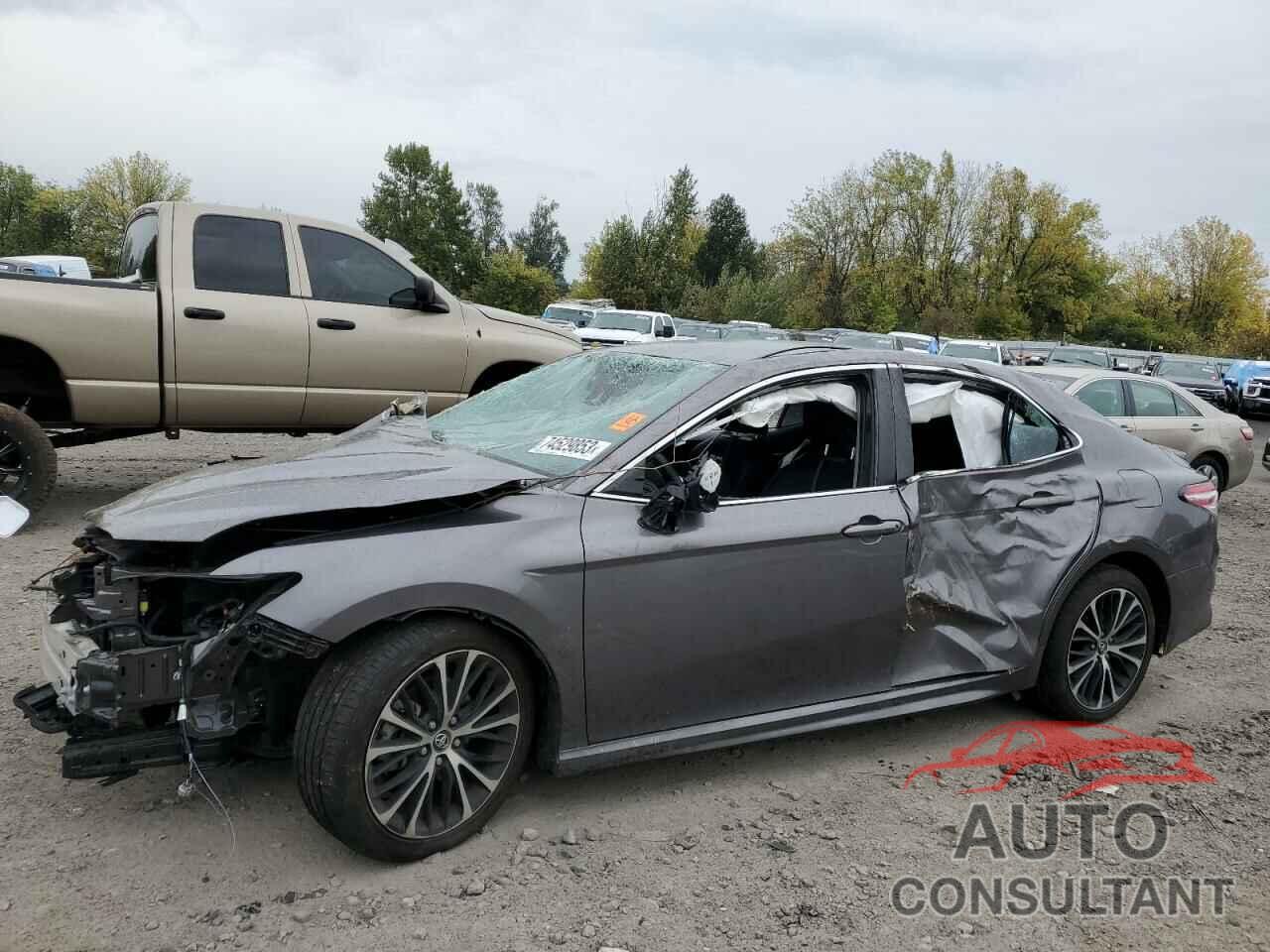 TOYOTA CAMRY 2020 - 4T1G11AK6LU923643