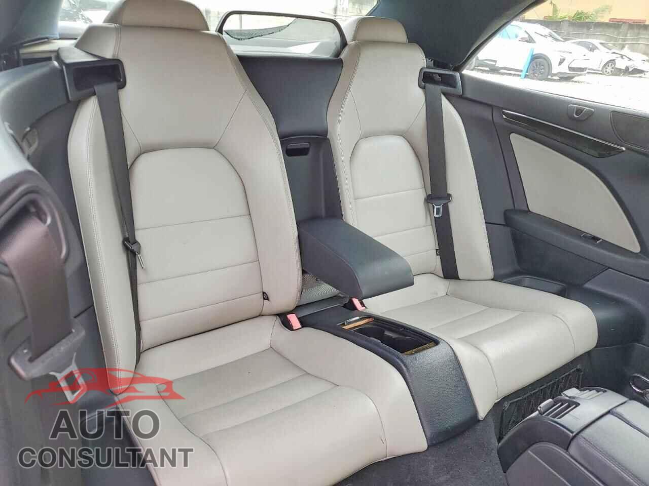 MERCEDES-BENZ E-CLASS 2011 - WDDKK5GF1BF106392