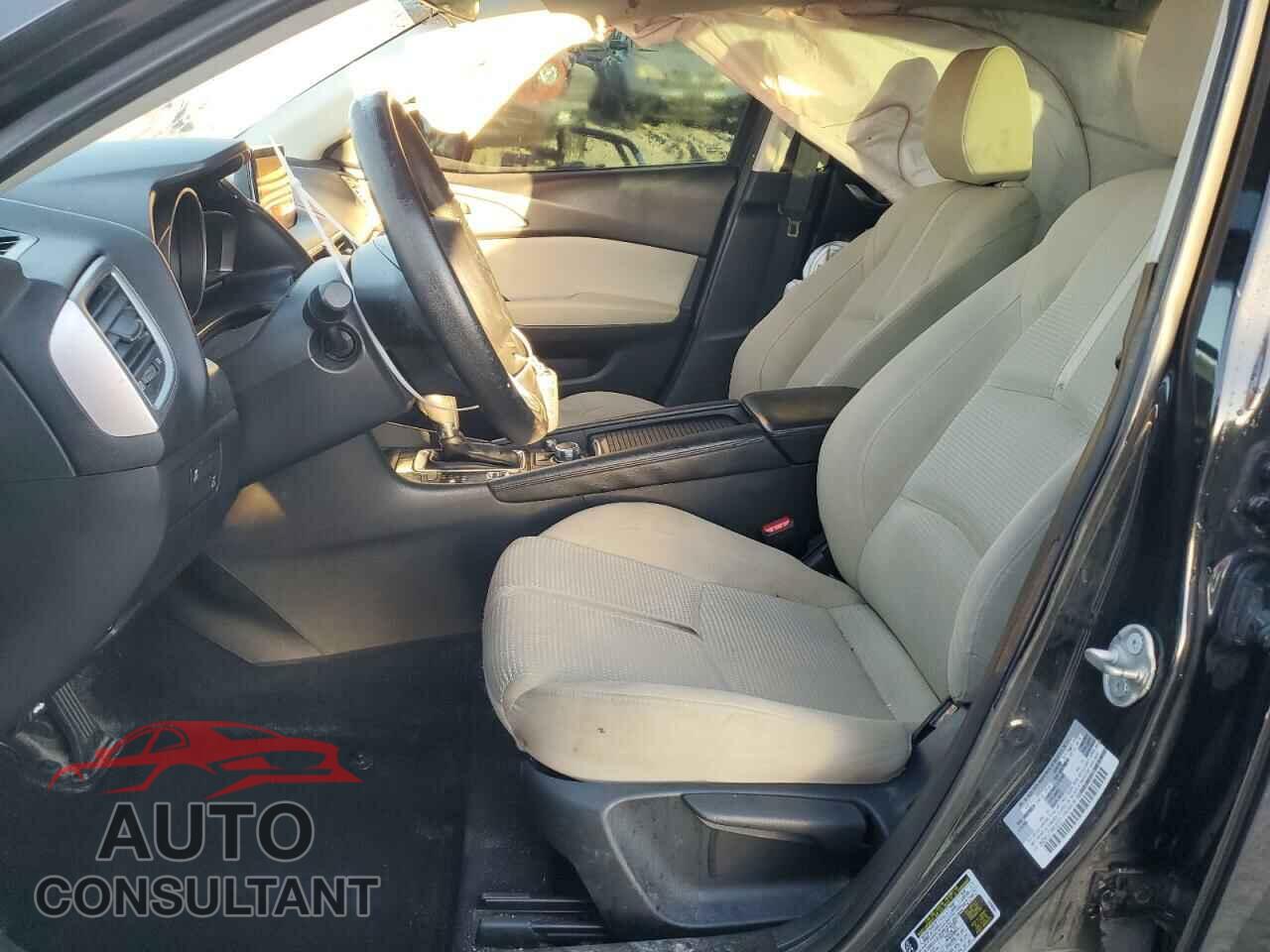 MAZDA 3 2017 - 3MZBN1U77HM123727