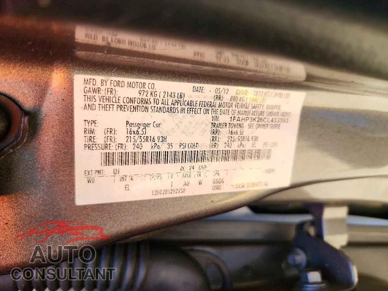 FORD FOCUS 2012 - 1FAHP3K26CL433393