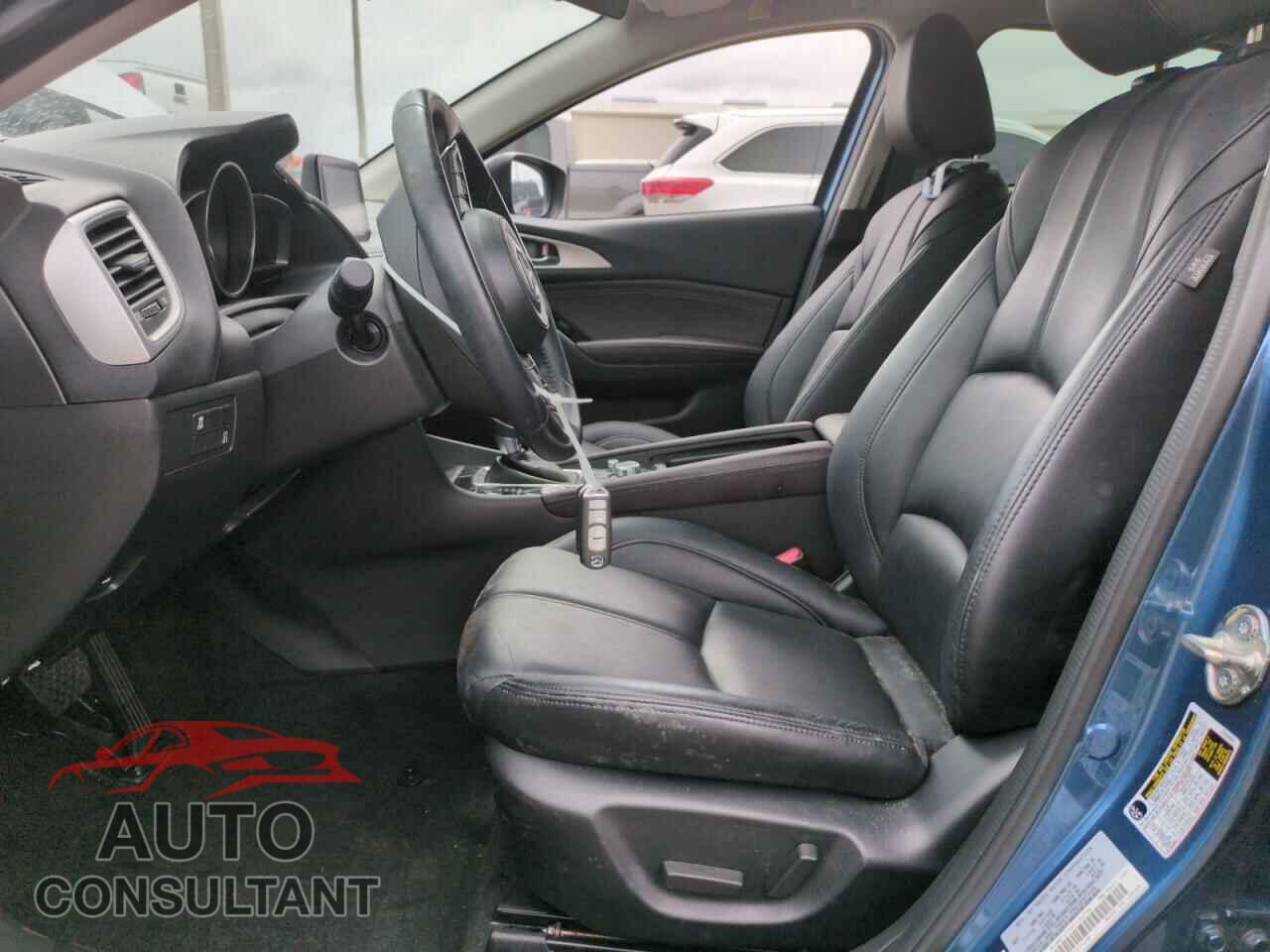 MAZDA 3 2017 - JM1BN1V73H1126736