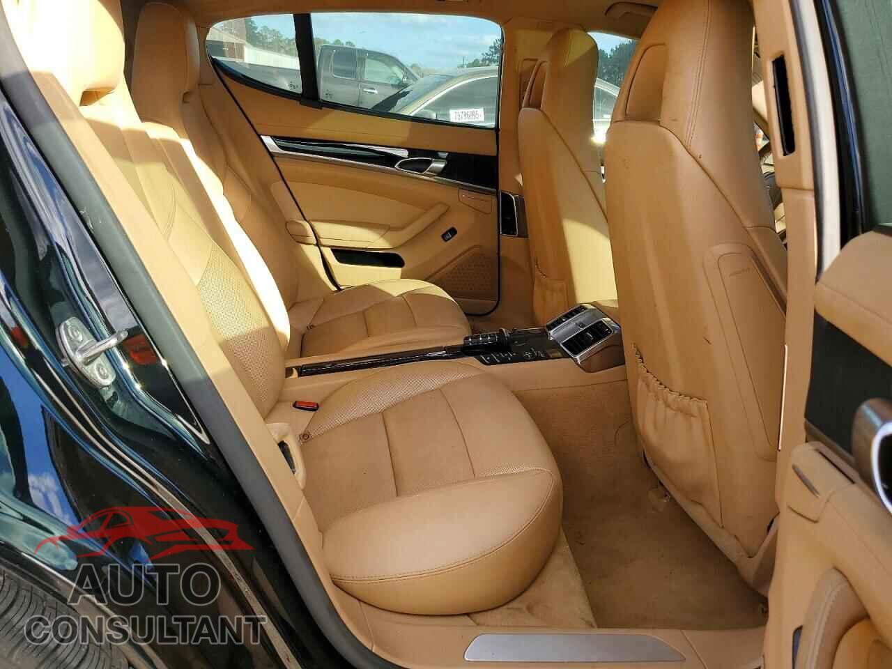PORSCHE PANAMERA 2014 - WP0AA2A73EL007930