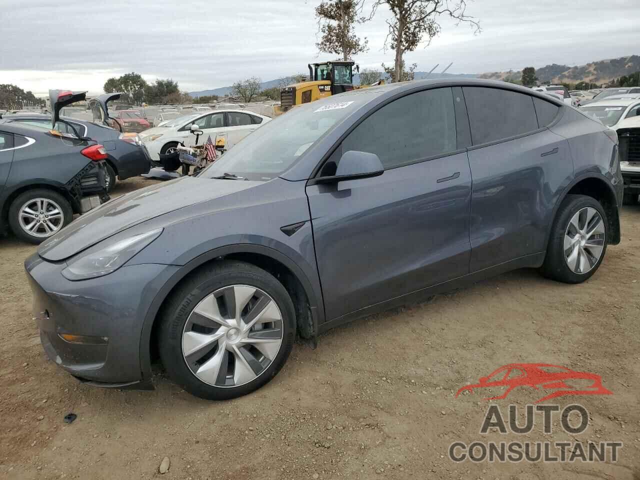 TESLA MODEL Y 2023 - 7SAYGDEE0PF742746