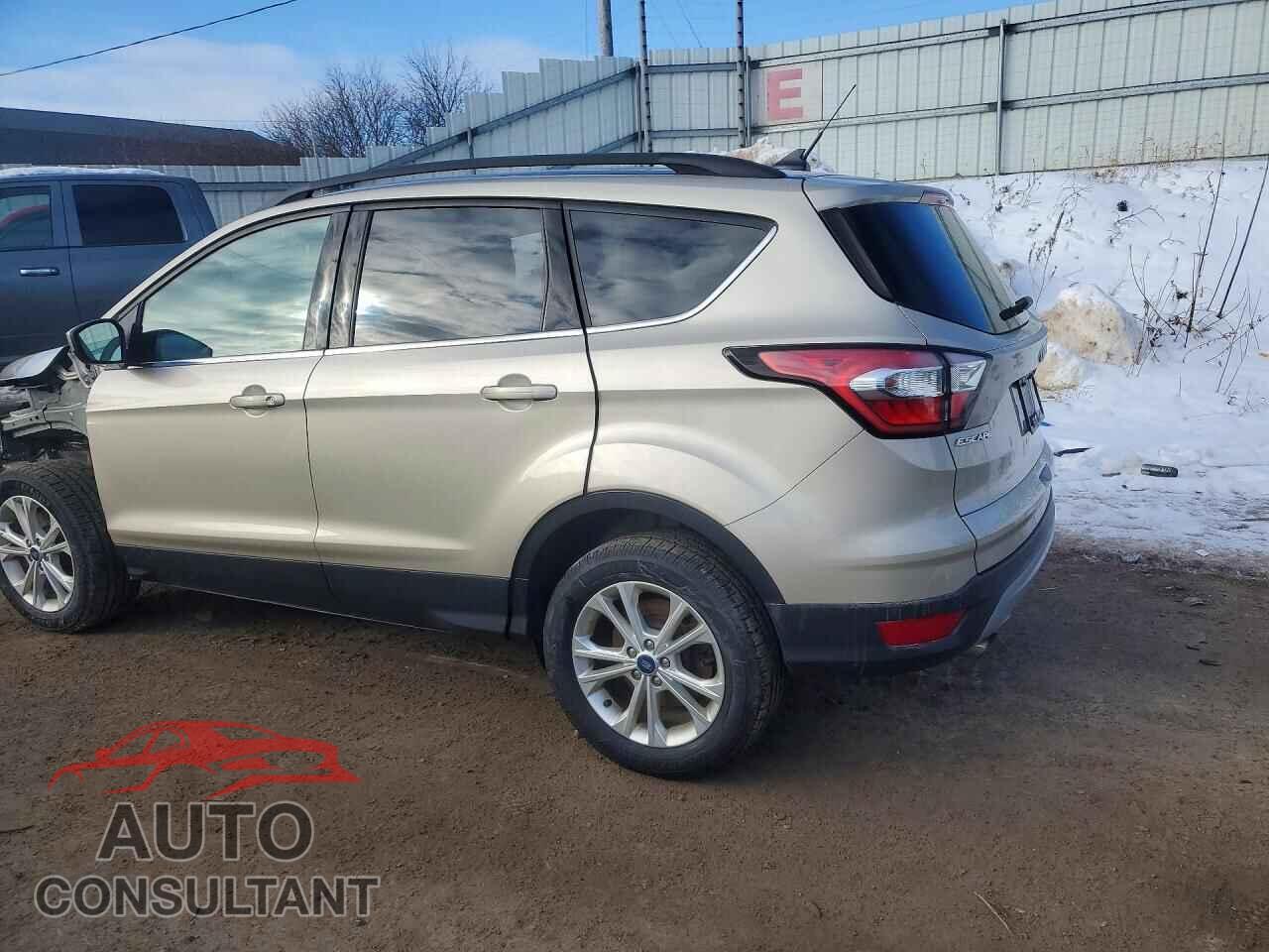 FORD ESCAPE 2018 - 1FMCU9HD8JUC74971
