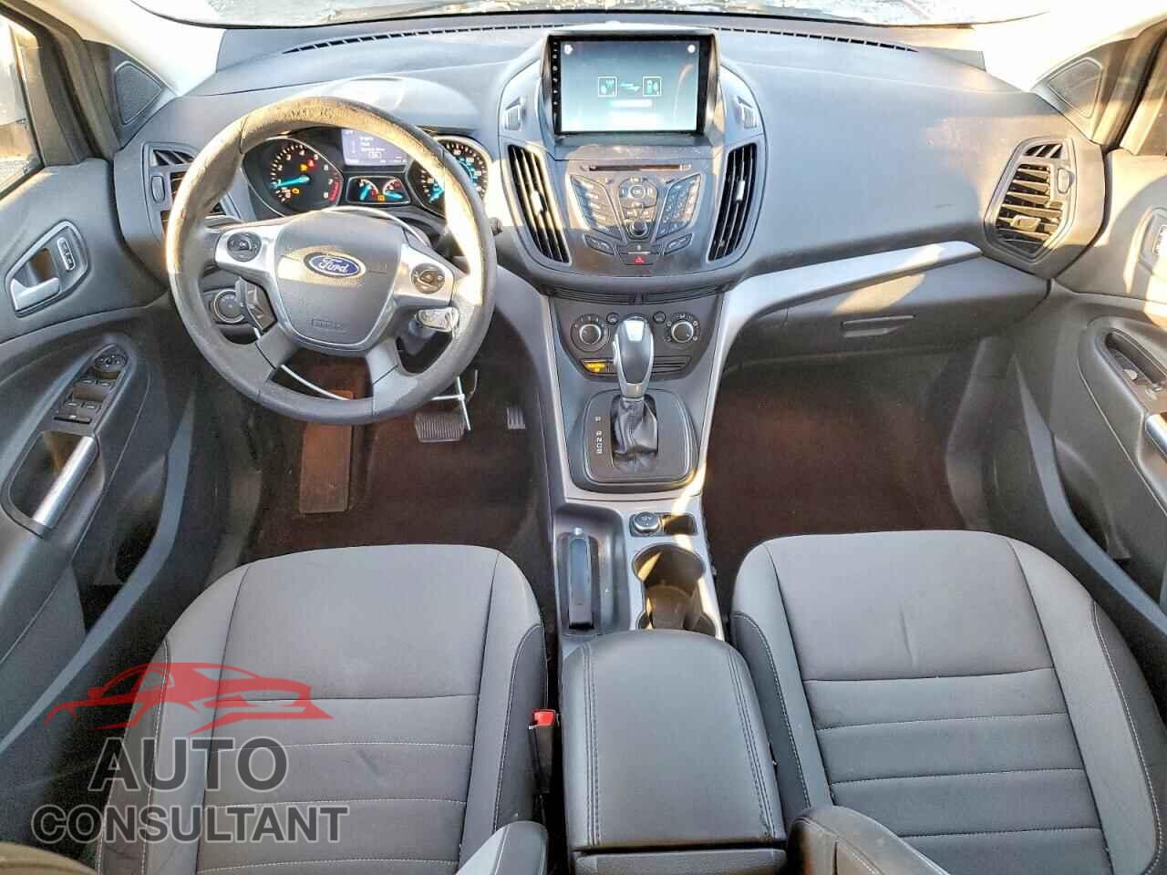 FORD ESCAPE 2015 - 1FMCU0GX7FUC66357