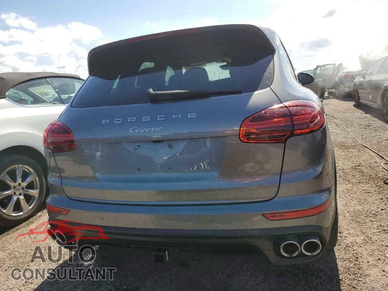 PORSCHE CAYENNE 2016 - WP1AF2A25GLA40158
