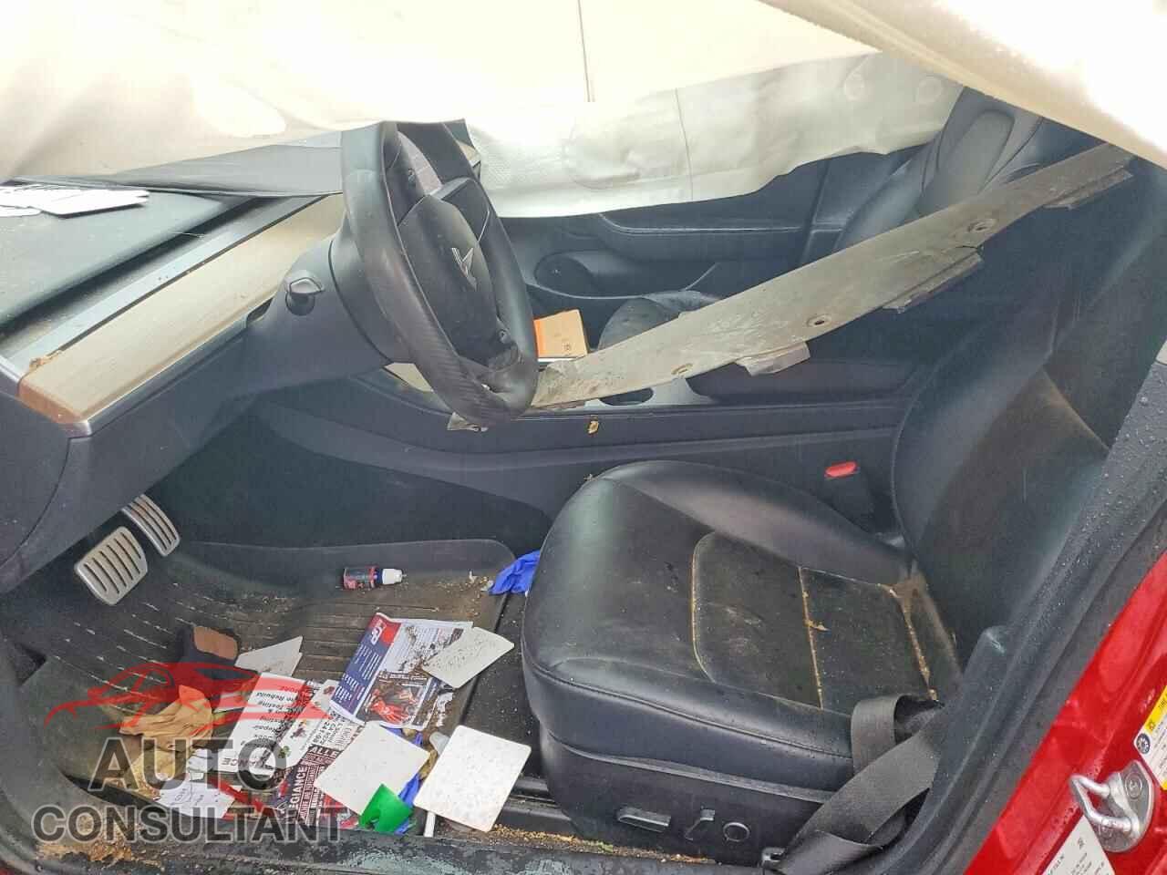 TESLA MODEL 3 2021 - 5YJ3E1EC8MF875051