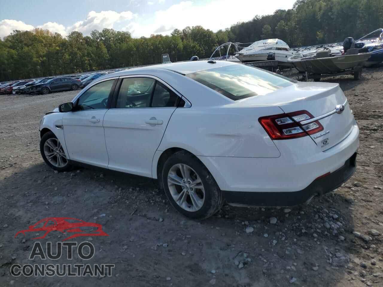 FORD TAURUS 2017 - 1FAHP2D87HG112295