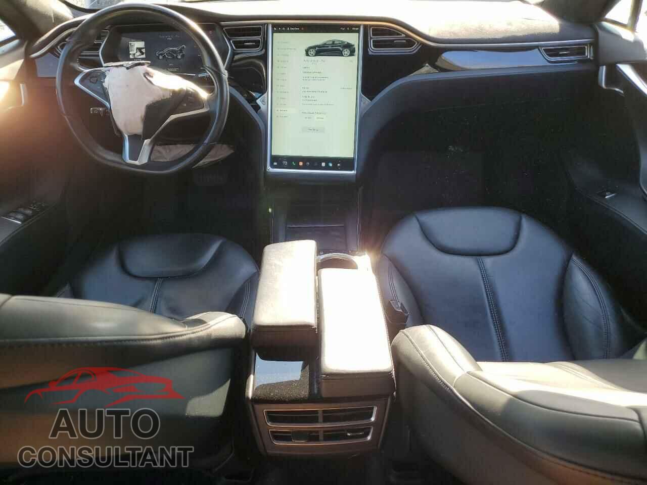 TESLA MODEL S 2015 - 5YJSA1E10FF115916