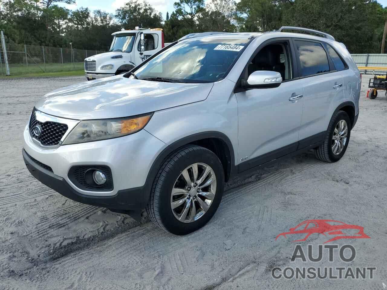 KIA SORENTO 2011 - 5XYKUDA27BG043672