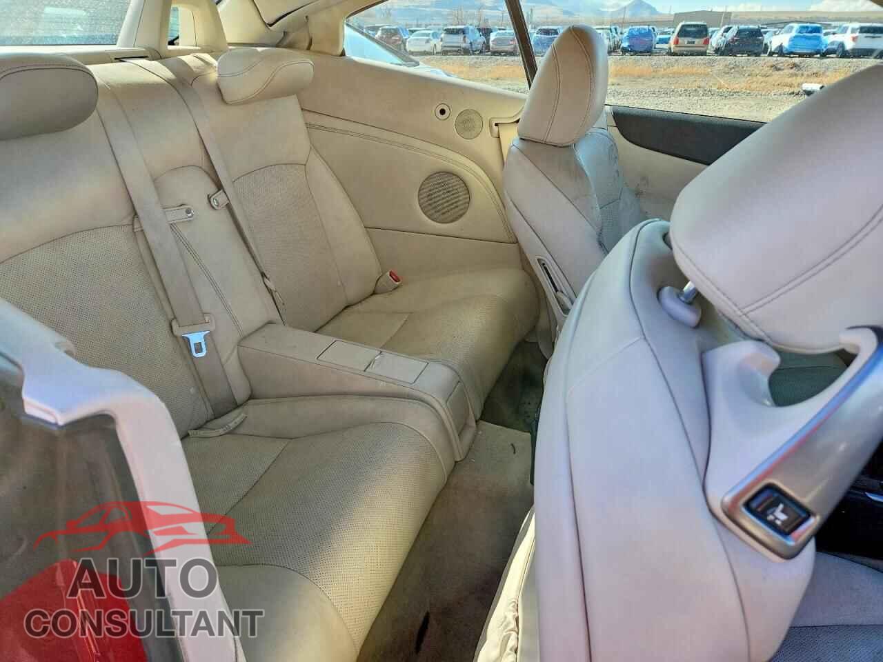 LEXUS IS 2012 - JTHFF2C27C2525520