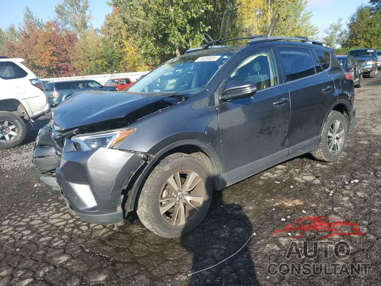 TOYOTA RAV4 2018 - JTMRFREV4JJ737552