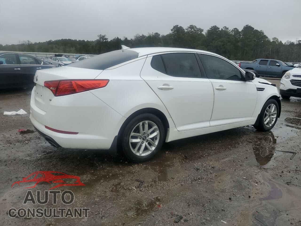 KIA OPTIMA 2011 - KNAGM4A70B5157598