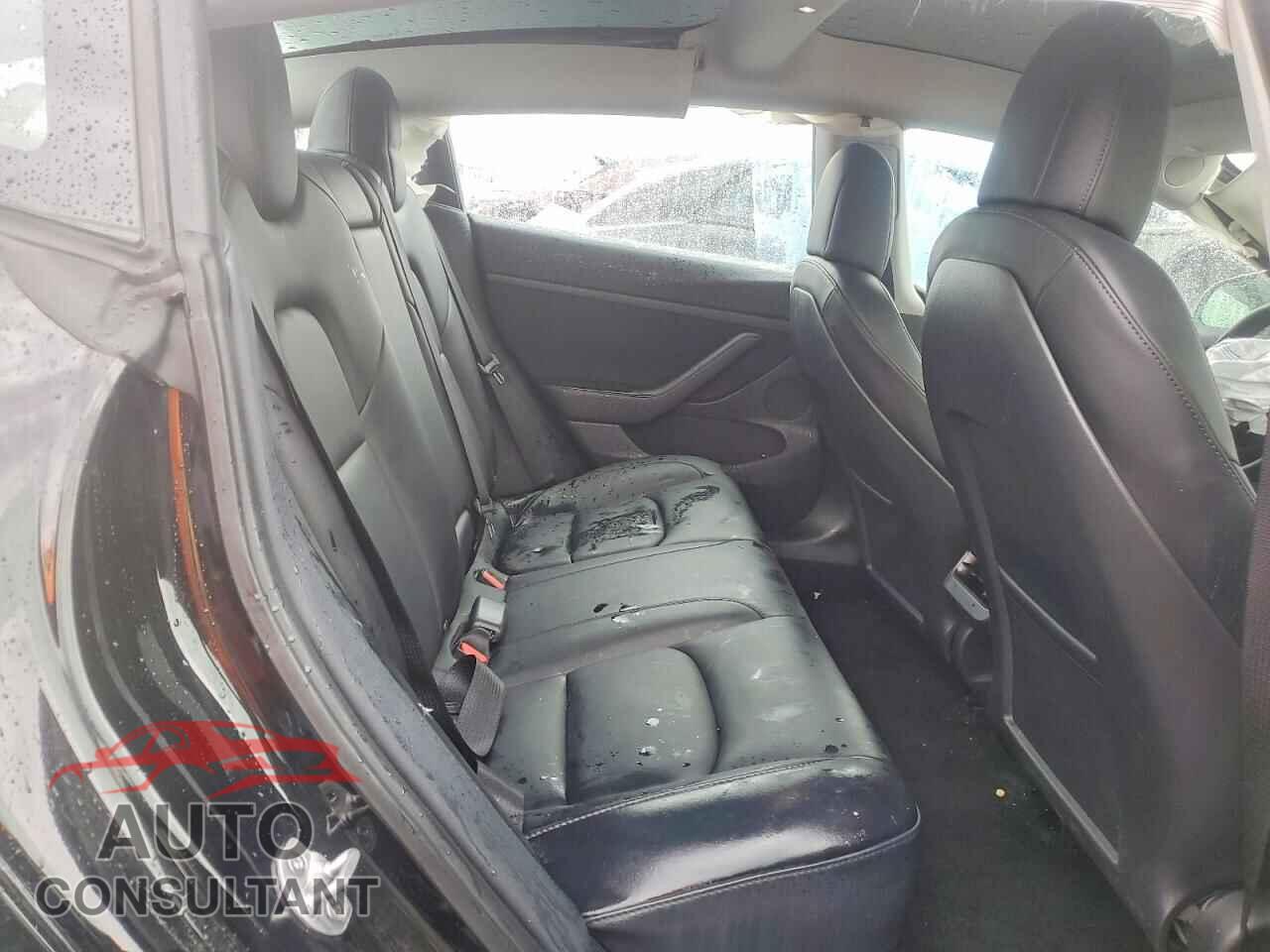 TESLA MODEL 3 2022 - 5YJ3E1EB4NF251210
