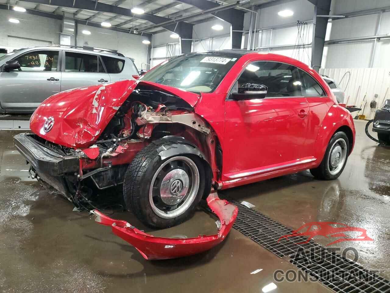 VOLKSWAGEN BEETLE 2013 - 3VWJP7AT1DM692139