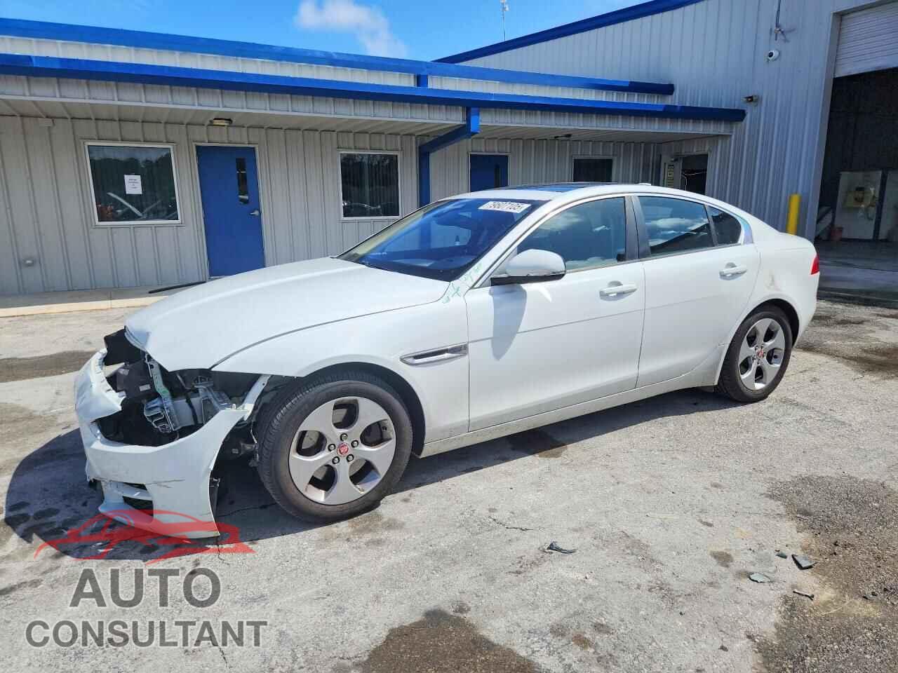 JAGUAR XE 2017 - SAJAR4BG0HA971938