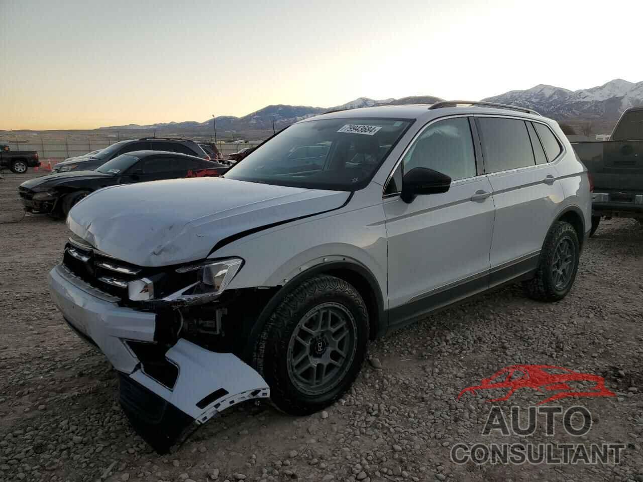 VOLKSWAGEN TIGUAN 2018 - 3VV2B7AX1JM201414