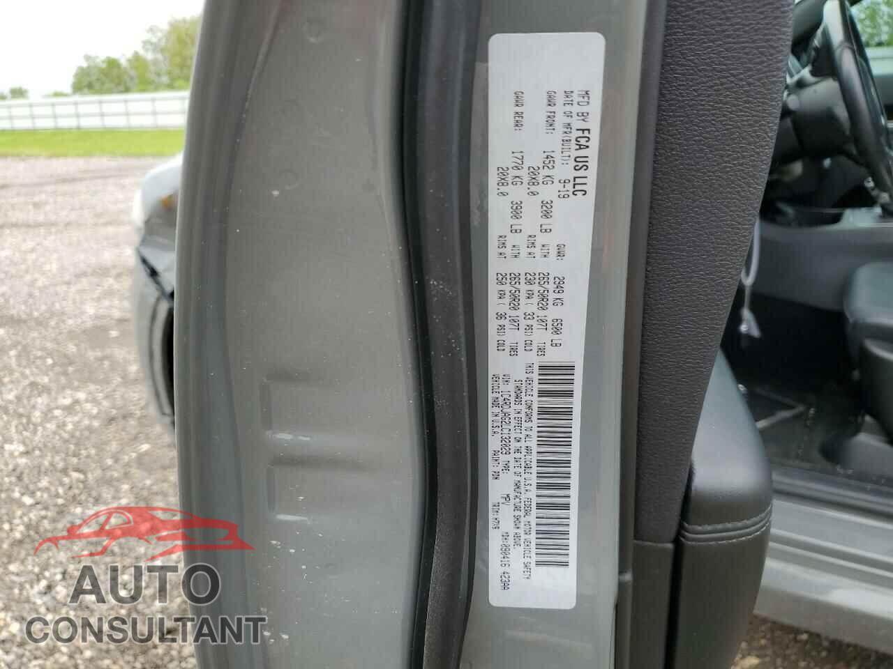 DODGE DURANGO 2020 - 1C4RDJAG2LC132029