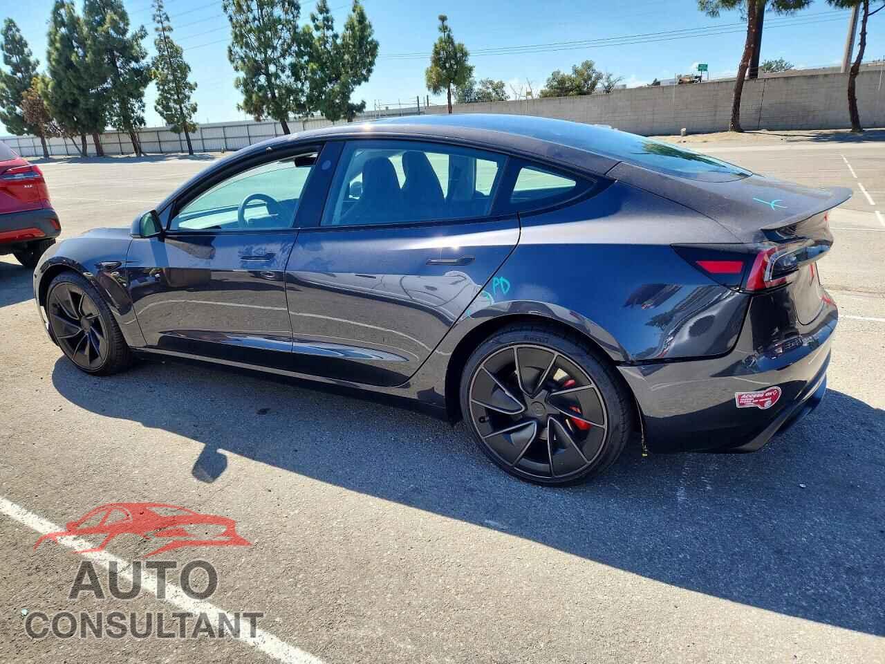 TESLA MODEL 3 2024 - 5YJ3E1ET9RF863479
