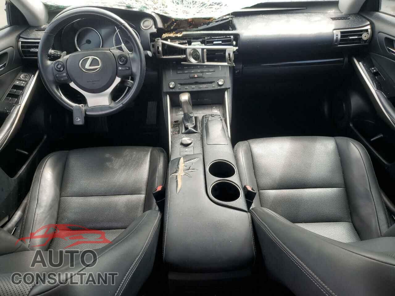 LEXUS IS 2015 - JTHBF1D20F5047709