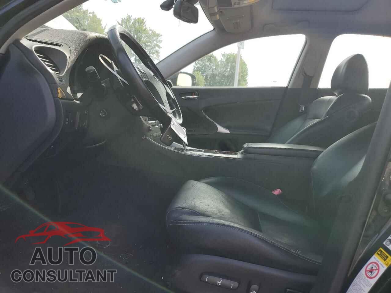 LEXUS IS 2010 - JTHCF5C23A2033567