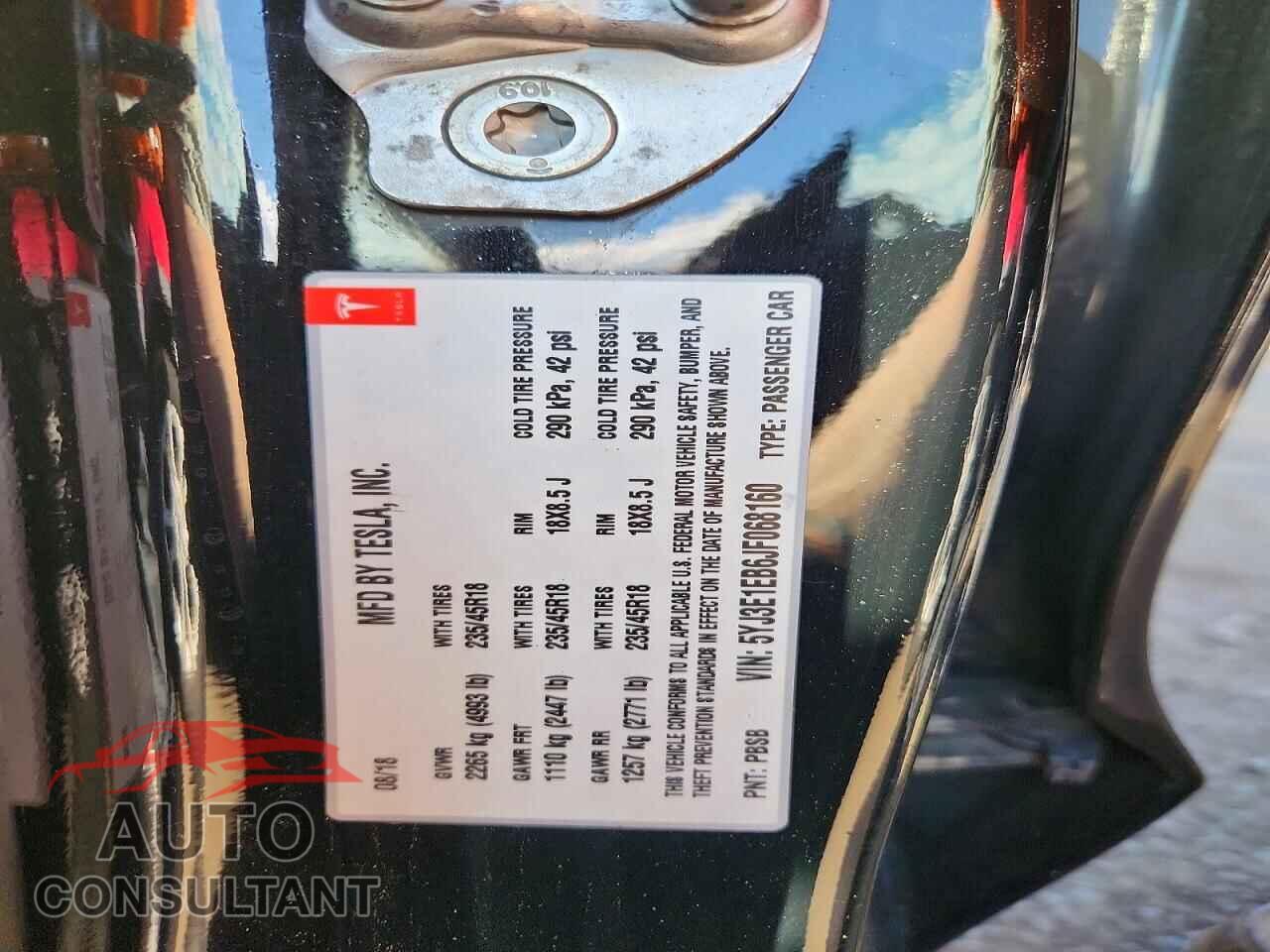 TESLA MODEL 3 2018 - 5YJ3E1EB6JF068160